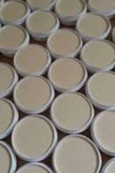 Chuyên cung cấp sỉ mỹ phẩm trắng da kem trị mụn nám tàn nhang
