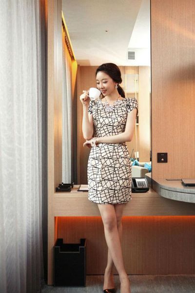 Đầm họa tiết lập thể tt456 - 145