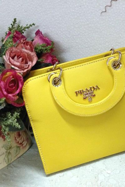 Túi prada mini