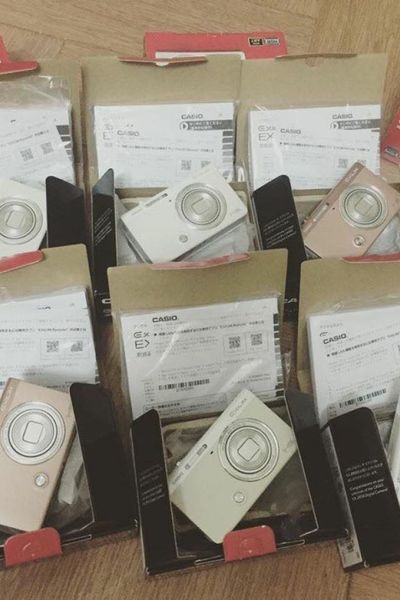 Máy chụp hình selfie thần thánh casio exilim zr50