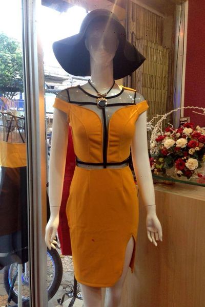 Đầm body phối lưới ruco