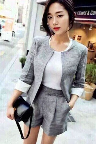 St vest xam nhu hinh