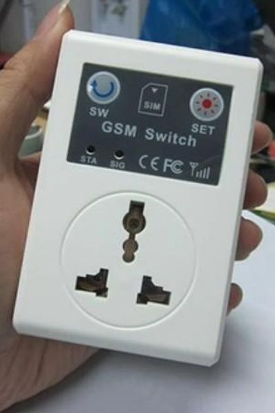 Ổ cắm điều khiển bằng bật /tắt thiết bị từ bất kỳ nơi đâu