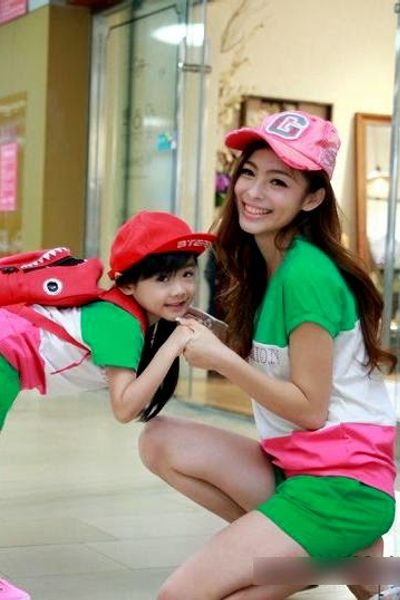 Set 2 bộ short phối màu mẹ bé - 0637
