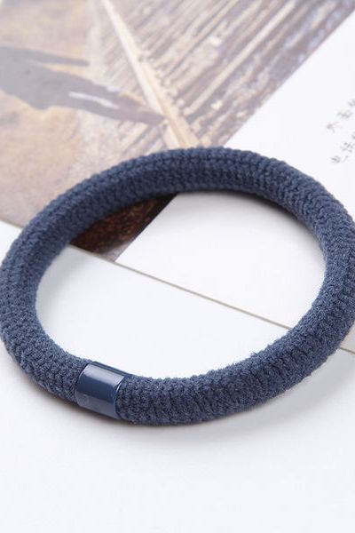 Thun len buột tóc