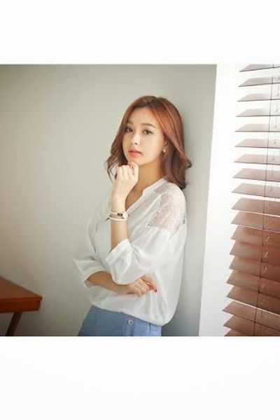 Áo sơ mi cổ trụ phối ren - 0819