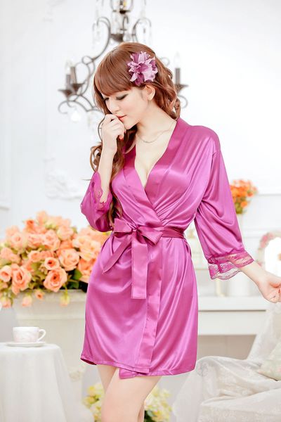 Đầm ngủ phi lụa áo khoác quần chip