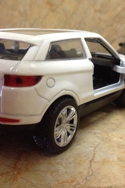 Xe hơi mô hình land rover evoque tỷ lệ 132