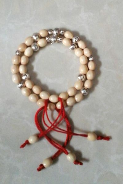 Vòng dâu tằm cặp cho mẹ và bé
