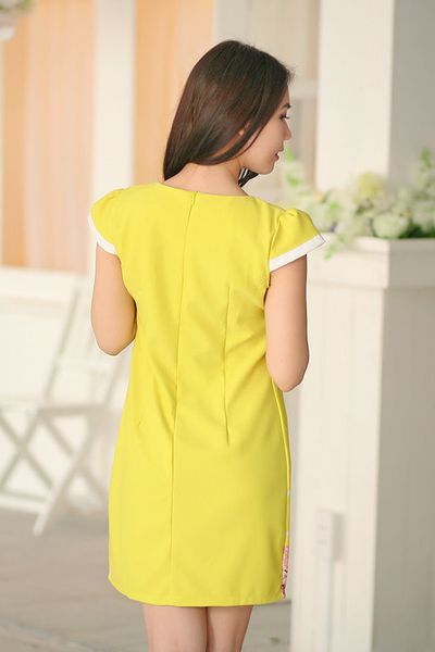 Đầm suông chấm bi họa tiết hoa - d005