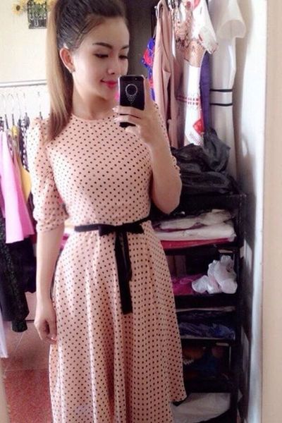 Đầm vintage chấm bi tay lửng kèm dây eo - 1571