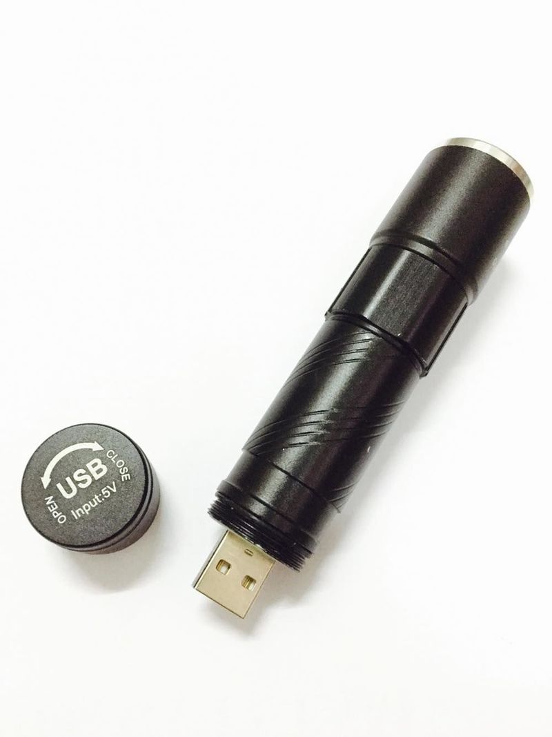 Đèn pin led cổng sạc usb giá sỉ​, giá bán buôn