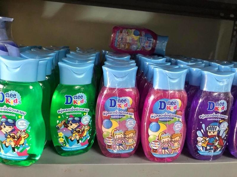 Sữa tắm Dnee Kids về các mùi siêu dễ thương cho bé giá sỉ